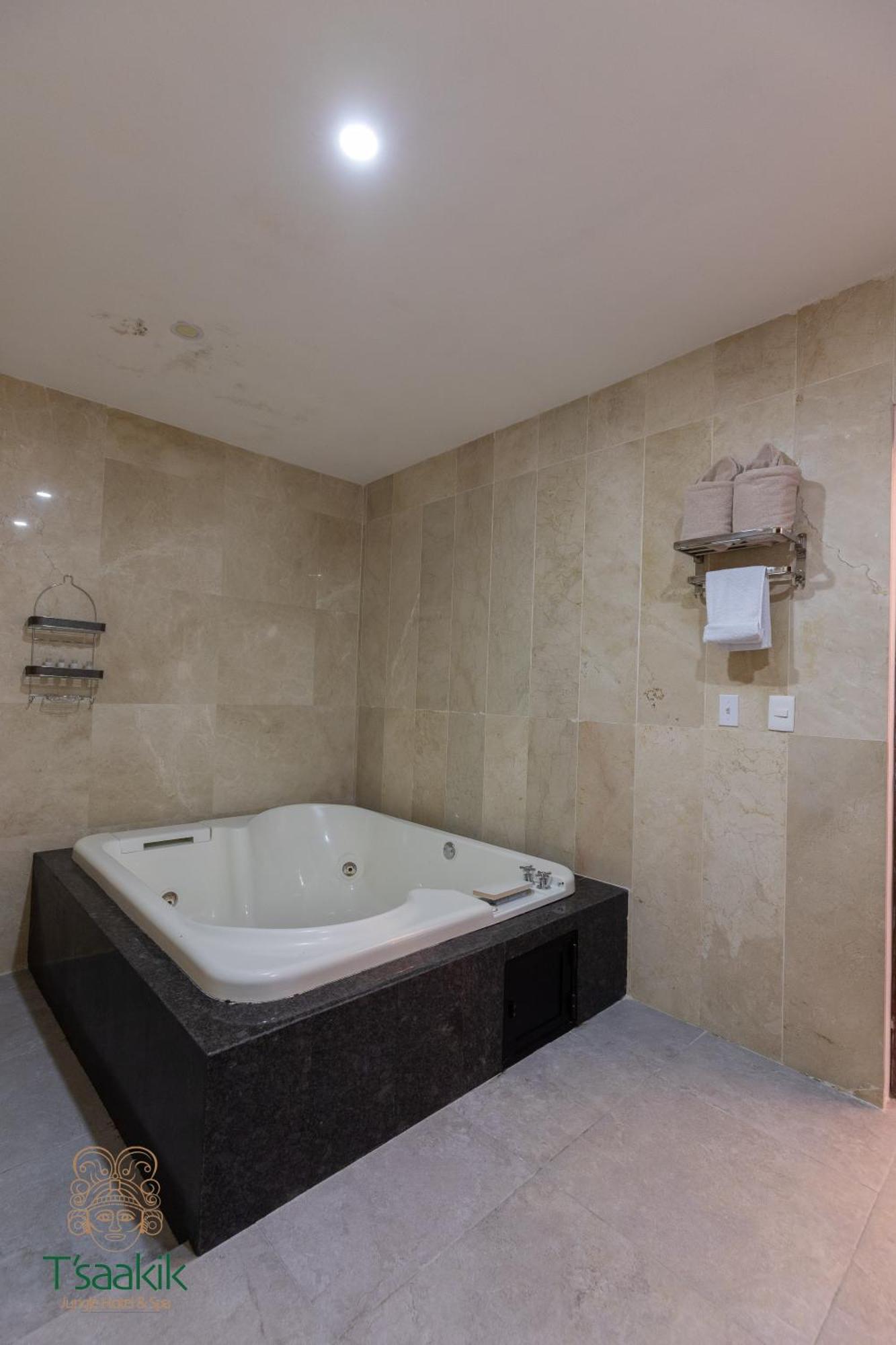 Tsaakik Jungle Hotel&Spa Cancun Bagian luar foto